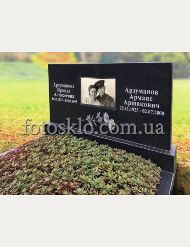 Памятник на колумбарий с фотостеклом